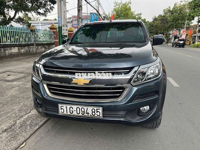 Chevrolet Trailblazer LT 2.5MT 2018, máy dầu sàn