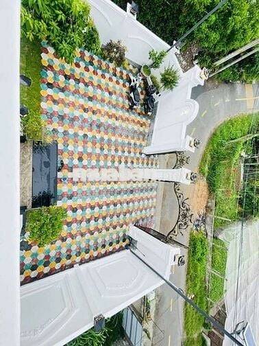 Biệt thự mặt tiền Tân Hiệp 39+40-Hóc Môn.Dt 10x22~203m2~2 tấm~6,5ty