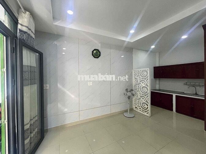 Bán Nhà Hẻm 1206 Huỳnh Tấn Phát Quận 7