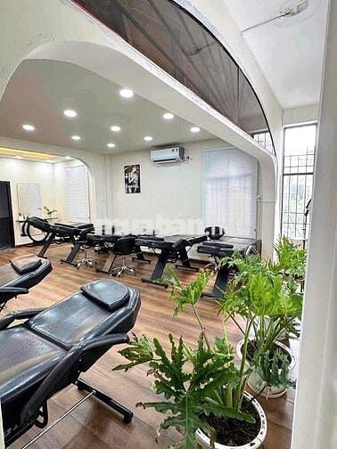 SANG LẠI TIỆM SPA Đường 3/2, Quận 10 (6x20m, 1 trệt 2 lầu)