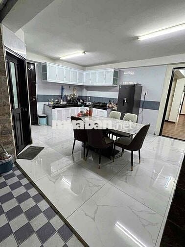 SANG LẠI TIỆM SPA Đường 3/2, Quận 10 (6x20m, 1 trệt 2 lầu)