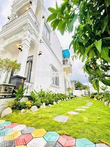 Biệt thự mặt tiền Tân Hiệp 39+40-Hóc Môn.Dt 10x22~203m2~2 tấm~6,5ty