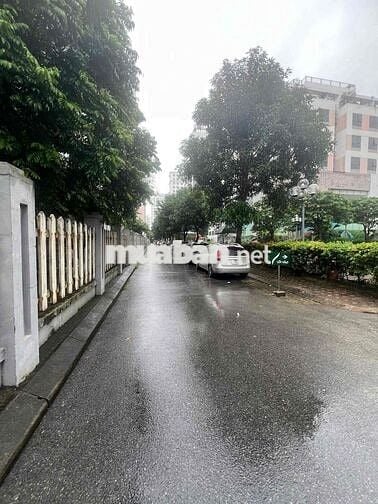 Siêu phẩm CC Valencia Garden 75m2. Full nội thất. Giá nhỉnh 4 tỷ