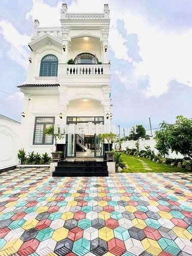 Biệt thự mặt tiền Tân Hiệp 39+40-Hóc Môn.Dt 10x22~203m2~2 tấm~6,5ty