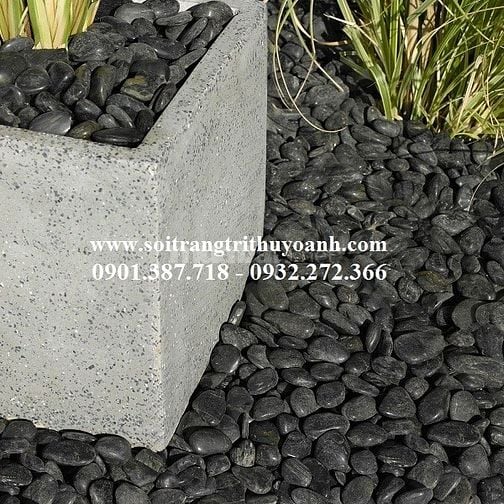 Sỏi đen bóng nhập khẩu cấp cho công trình tại Miền Nam