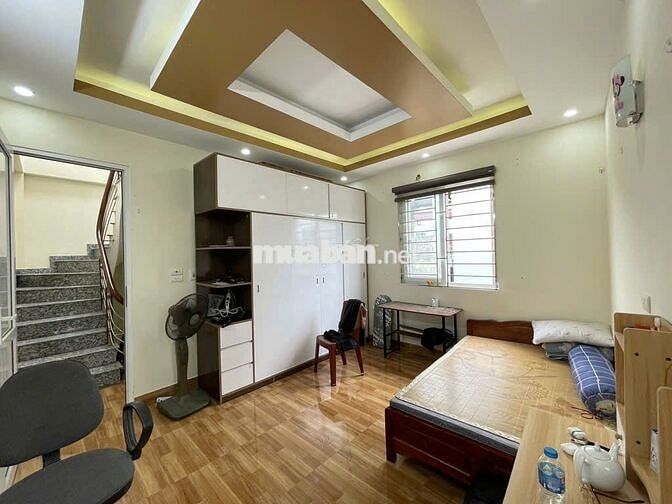 Nhà 5 Tầng Cổ Linh Thạch Bàn – Ô Tô Vào Gần Ngõ Cực Nông – Nhỉnh 5 tỷ