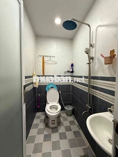 Bán Nhà 3.2 dài 10. trệt lầu nhà mới. 2pn 2wc. vị trí đẹp.