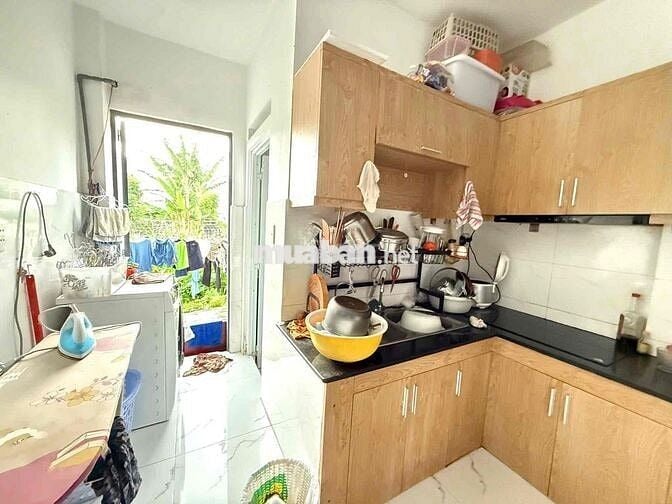 Bán Nhà 3.2 dài 10. trệt lầu nhà mới. 2pn 2wc. vị trí đẹp.