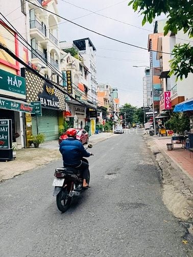 Bán toà nhà mặt tiền CHDV 30p 6 tầng Lê Đức Thọ (B11 Đường số 4, P.7, 