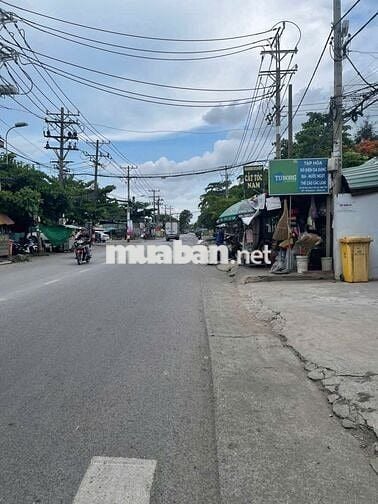 Nhà cho thuê mặt tiền đường Nguyễn thái sơn 8x15m trống suốt