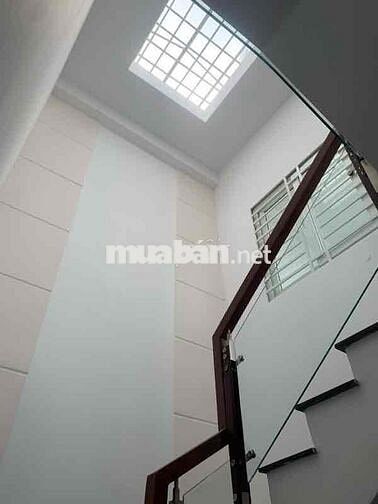 NHÀ 4 TẦNG – LÔ GÓC 5M – XE HƠI VÀO NHÀ – FULL NỘI THẤT – P9 GÒ VẤP