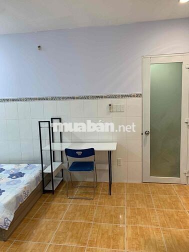 Phòng 25m2 đầy đủ nội thất Khánh Hội Q.4