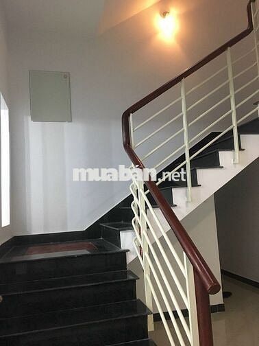 Bán nhà 6x21m 3 lầu KDC Lê Bôi phường 7 quận 8