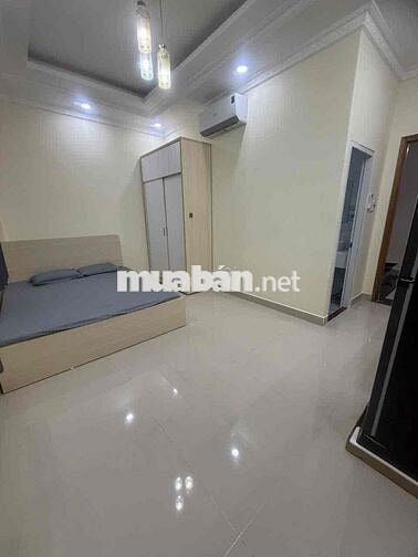 CHO THUÊ PHÒNG FULL NỘI THẤT BAN CÔNG TRUNG TÂM NHÀ BÈ