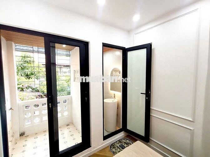 BÁN NHÀ TẬP THỂ TÂN MAI , 90M , 3 PHÒNG NGỦ ,ÔTÔ TRÁNH , KD SẦM UẤT .