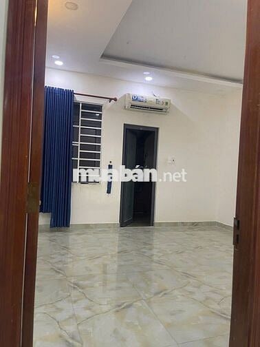 Cho Thuê Nhà DT 4.3 x 15m 1 trệt 1 lửng 2 Lầu sân Thượng