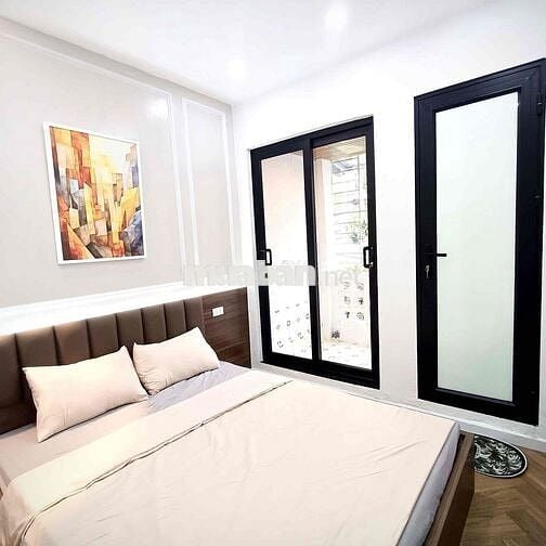 Bán căn tập thể Tân Mai 90m–3 ngủ – ô tô đỗ cửa – 2 mặt thoáng – sổ đo