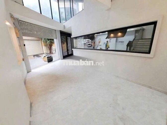 Nhà mới cho thuê Nguyễn Xí 5 phòng lớn 6WC