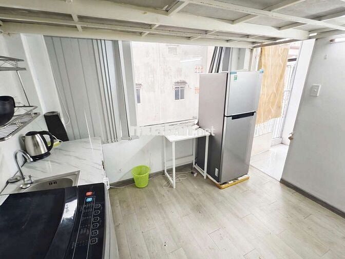 DUPLEX full nội thất máy giặt riêng cửa sổ đón nắng giáp Phú Nhuận Q1