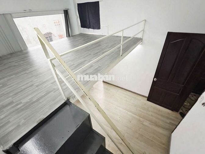 DUPLEX full nội thất máy giặt riêng cửa sổ đón nắng giáp Phú Nhuận Q1