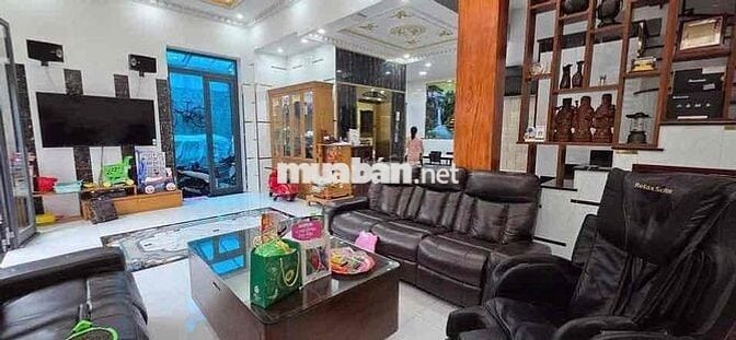 BÁN BIỆT THỰ MẶT TIỀN 10M - 4TẦNG BTCT - 12*14 - 4PN - 5WC - SHR .