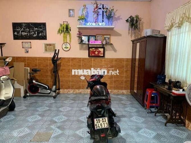 NHÀ 180M2 3PN 3WC HẺM XE TẢI ĐƯỜNG TÔ NGỌC VÂN NGAY CÂY XĂNG TAM BÌNH