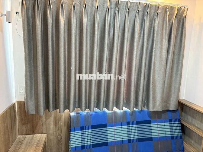 Cho thuê phòng trọ diện tích 15m2,sát trung tâm Quận 1, giờ giấc tự do