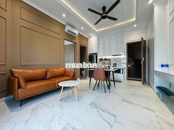 Cho thuê căn hộ cao cấp full nội thất, vị trí cực đẹp