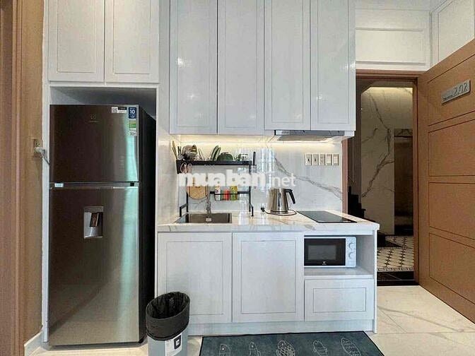 Cho thuê căn hộ cao cấp full nội thất, vị trí cực đẹp