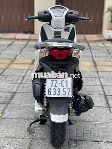 Bán xe Shvn 125 đời 2015 màu trắng xe bao zin đẹp