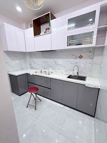 nhà mặt tiền chợ Bàn Cờ hẻm 174 nguyễn thiện thuật