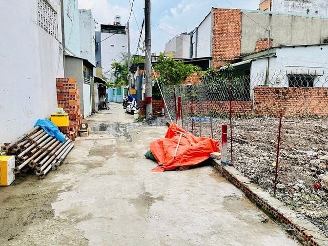 Bán đất 103,6m2 ,  hẻm 3 gác máy , Bình Trưng Tây ( Quận 2 cũ ) 