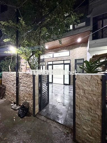 🏠 CÁCH MẠNG THÁNG 8 - QUẬN 10 - 5 TẦNG 💥 NHỈNH 8.X TỶ