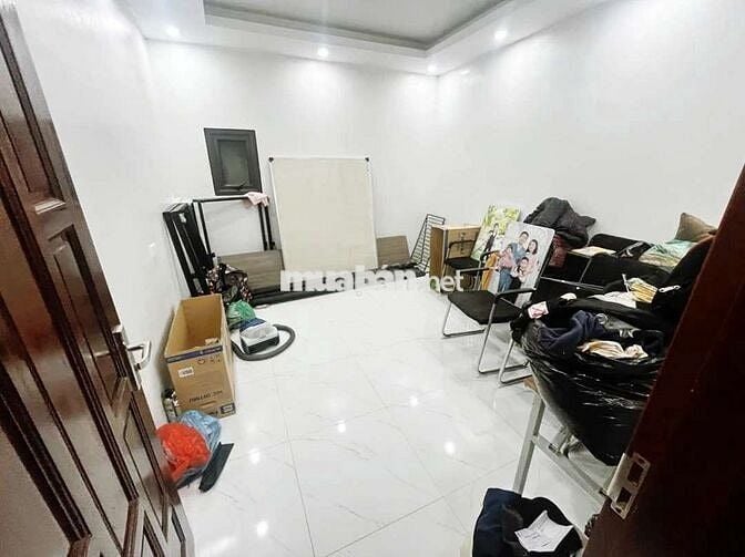 BÁN NHÀ 4 TẦNG PHỐ ĐA SĨ NGÕ THÔNG GẦN Ô TÔ