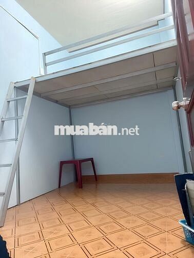 Phòng có GÁC, có cửa sổ - Thuận tiện qua Vincom Phan Văn Trị 2p đi xe