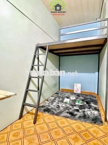 Phòng có GÁC, có cửa sổ - Thuận tiện qua Vincom Phan Văn Trị 2p đi xe