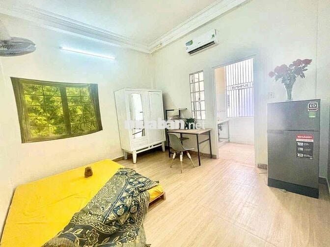 Studio Ban Công Tách Bếp - Full Nội Thất Gần IUH, VLU