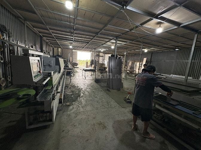 TUYỂN THỢ GỖ CÔNG NGHIỆP ĐI LÀM NGÀY