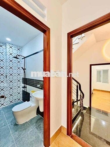 NHÀ NGỘP QUẬN 1 HƠN 7 TỶ Ở NGUYỄN THỊ MINH KHAI,ĐAKAO,QUẬN 1-HXH 5M