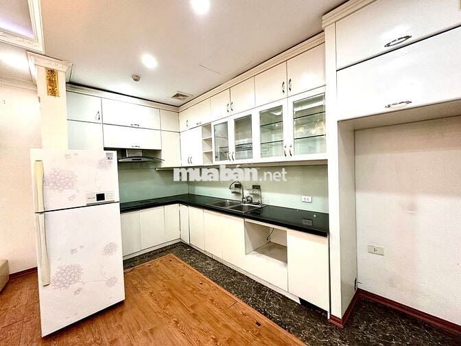 Bán căn hộ, SDU 143 Trần Phú, 55m2, 2 phòng ngủ 2 vệ sinh, giá rẻ