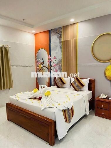 Căn Full Nội thất ,hồ bơi sân thượng mới xây