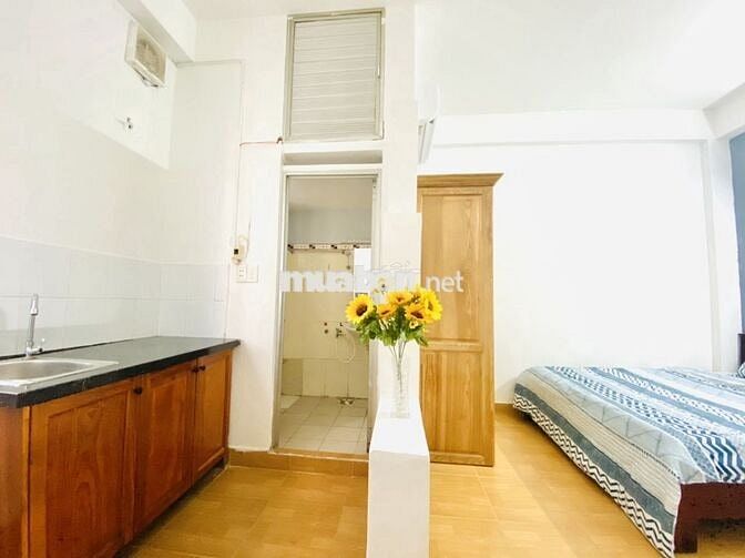 Phòng Tách Bếp Đón Nắng Gần Chợ Tân Mỹ Q7