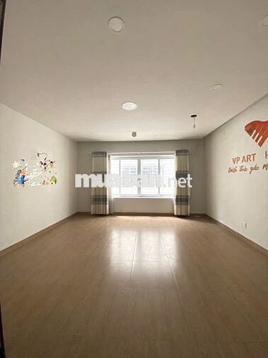 MT Trần Thị Nghỉ Centre HILL nhà mới rất đẹp 4 tầng 5 x 20 chỉ 35Tr