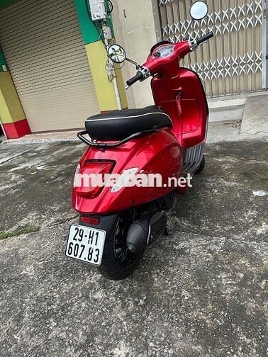 piaggio sprint màu đỏ 2015