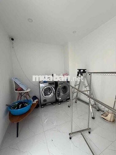 CÁCH HXH 10m - NHÀ 3 TẦNG 130m ĐẦY ĐỦ NỘI THẤT GIÁ CHỈ 7Tỷ