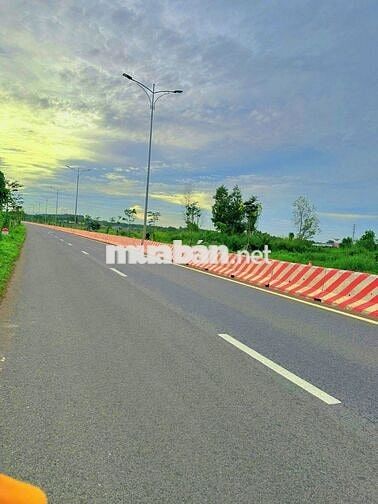 SIÊU HIẾM LÔ BIỆT THỰ 322M2 NGANG 10M MẶT TIỀN ĐƯỜNG TRÁNH QL55