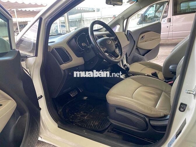 Kia Rio nhập Hàn 1 chủ 86,000 km