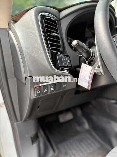 Outlander 2023 đăng ký 2024 siêu lướt