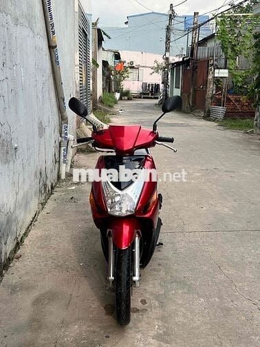 Cần bán xe Click giấy tờ đầy đủ , máy móc cực êm