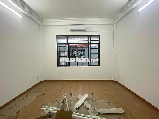 CHDV mặt tiền Cách Mạng Tháng 8 - 25m2 - chỉ 6,5tr/th